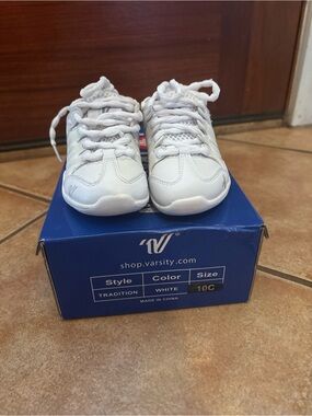 Brand new Varsity Kids White Lace-Up Sneakers